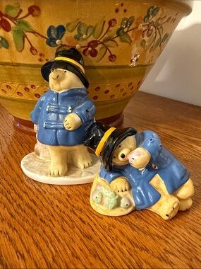 Vintage 1976 Coalport Paddington Bear figurine pair